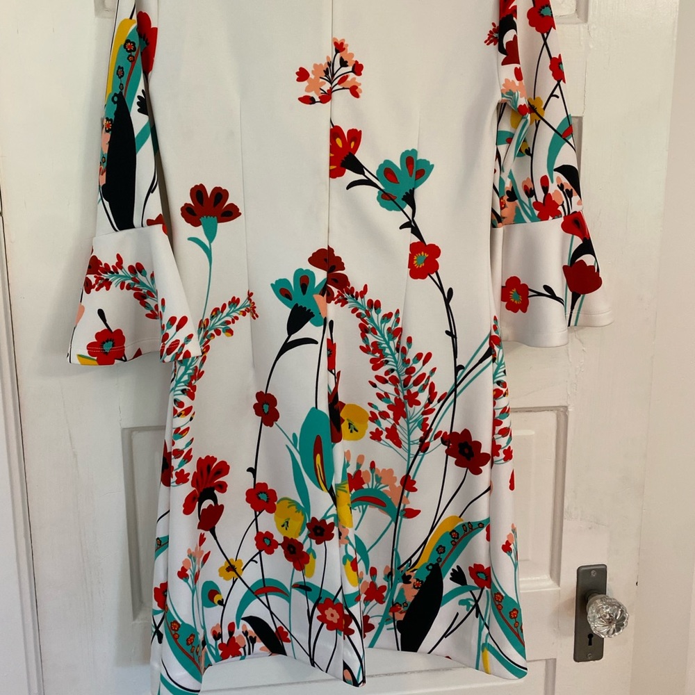 Size S | Dress - Picture 2 of 4